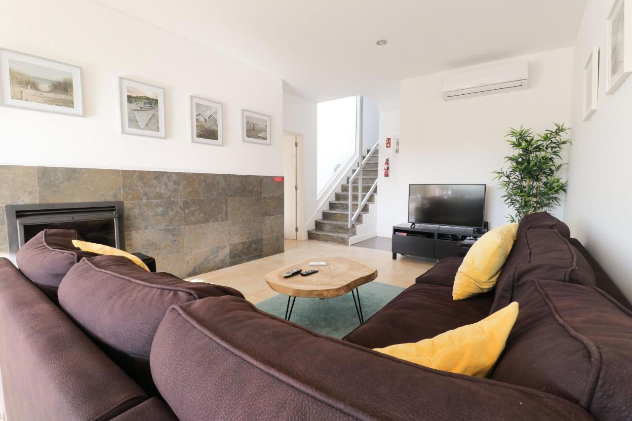 LovelyStay - Divine 3BDR Duplex House w/ Pool&Garden Patroves Exterior foto